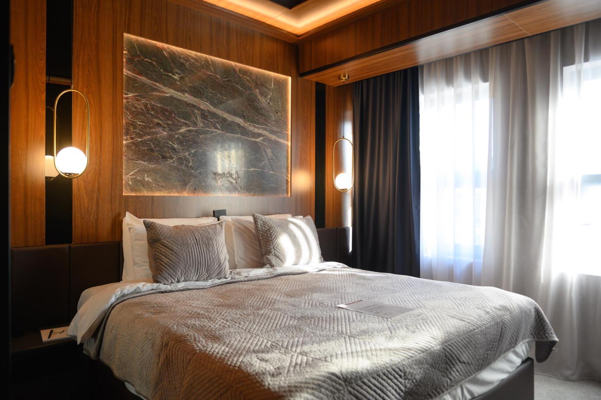 Hotel Macedonia Square Skopje Esterno foto